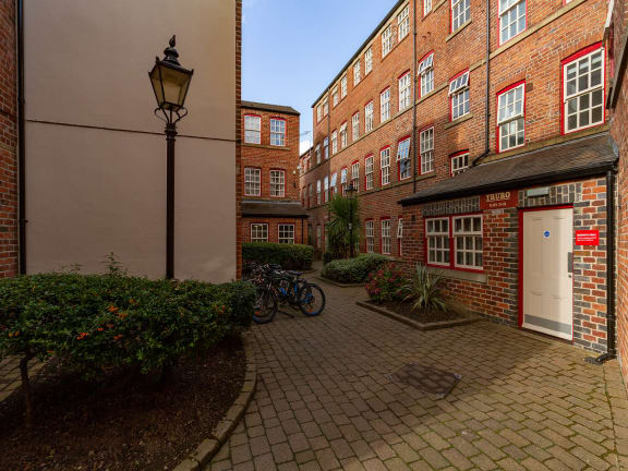 Truro Sheffield, Sheffield - Courtyard 4