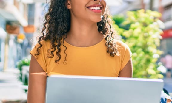 Prospective Resident Searching Online