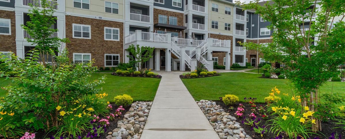 The Haven at Atwater Village courtyard - Malvern, PA