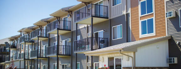 an exterior view of an apartment building