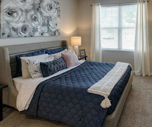 stylish decor in large bedroom at Algonquin Square in Chicago, IL 60615