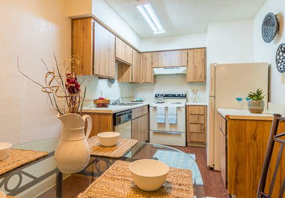 Somerpointe Large Kitchens with plenty of cabinetry and matching appliances