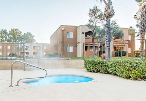 Tanglewood Hot tub spa view with relaxation area