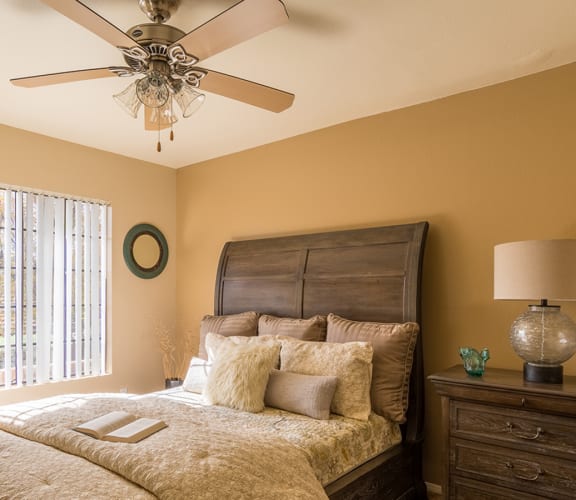 Arboretum Bedroom with ceiling fan