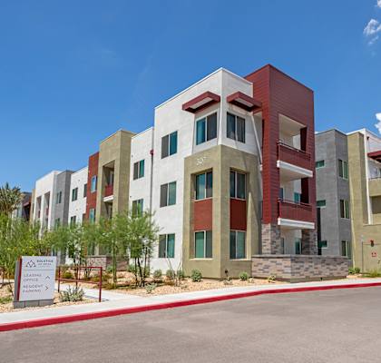 Dominium_Solstice of Mesa_Exterior Building - Community Entrance_Main
