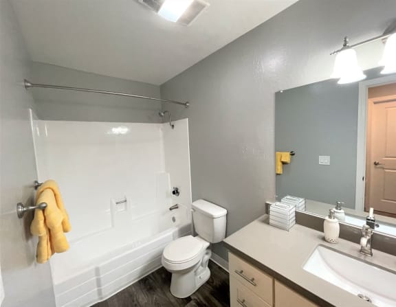Luxurious Bathrooms at Sunnyvale Town Center, California, 94086
