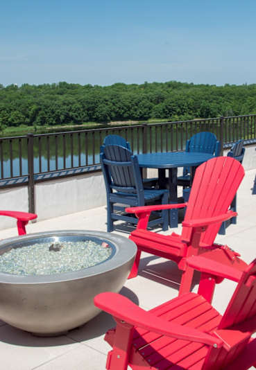 spacious living areas with vinyl flooring at Lake Jonathan Flats community