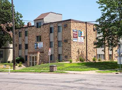 Convenient location just blocks from the U of M and on bus line.