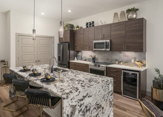 kitchen5_luxury_apartments