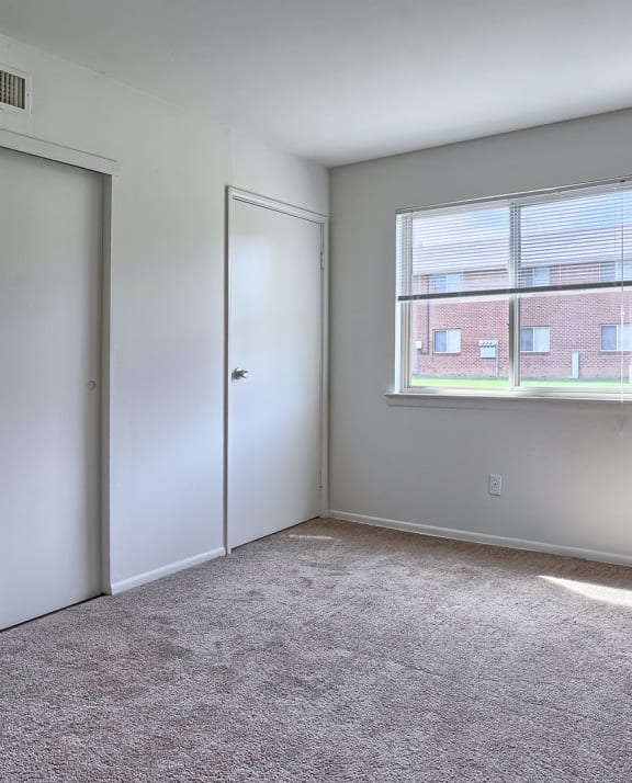 Mechanicsburg Apartments in Hampden Township Delbrook