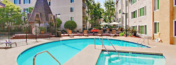 Resort-style Spa and Hot Tub, Renovated Apartment Rentals Near Culver City
