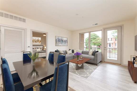 Living Room with Dining Area at Circ Apartments in Richmond, VA 23220