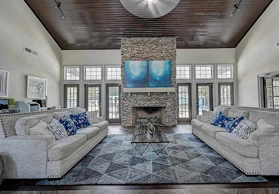 Community Room at St. Johns Forest Apartments, Jacksonville, FL