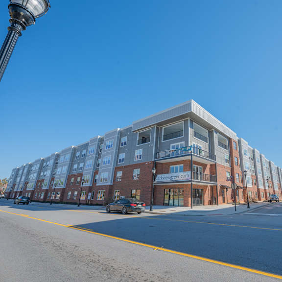 Stunning Sustainable High-End Apartments With Master'S Suite image