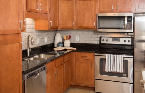 Kitchen With Modern Appliances at Waterstone Place, Minnesota