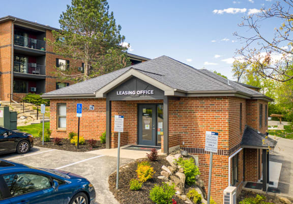 Leasing center  | Preserve West at Preserve West, Madison, Wisconsin