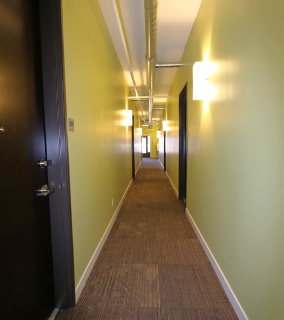 La Pompadour Apartments, Minneapolis, Minnesota