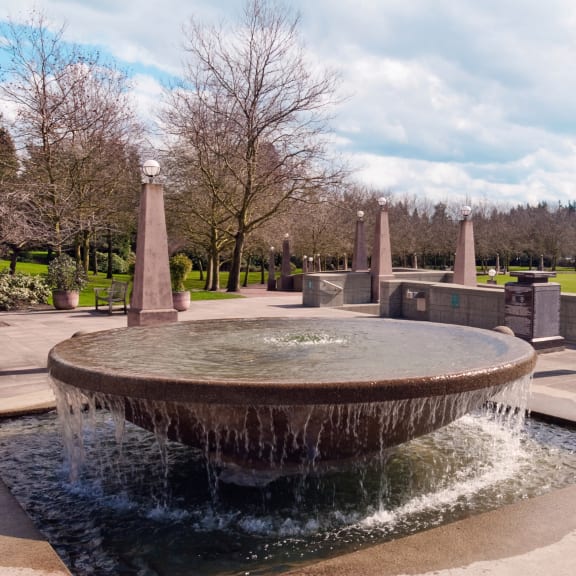 fountain  at Townside Flats, Redmond, 98052