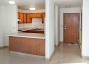 Thumbnail 7 of 21 - Park Plaza Minneapolis Kitchen