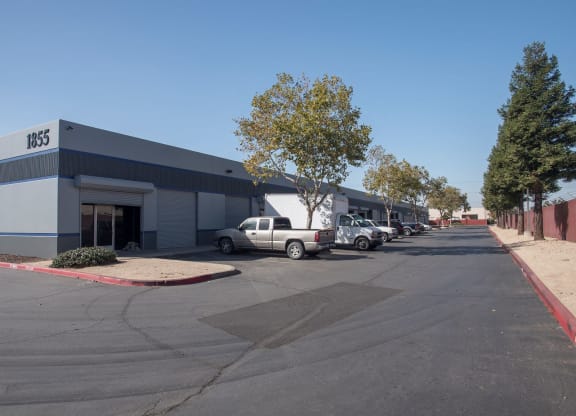 Raley 80 Business Park Building and Parking Lot