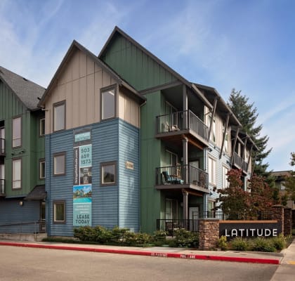 Latitude Apartments and Townhomes Exterior