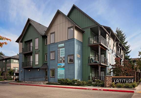 Latitude Apartments and Townhomes Exterior