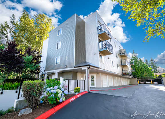 Entrance To Property at West Mall Place Apartment Homes, Everett, WA