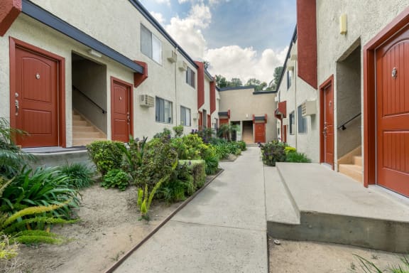 Woodland Hills apartments walkway