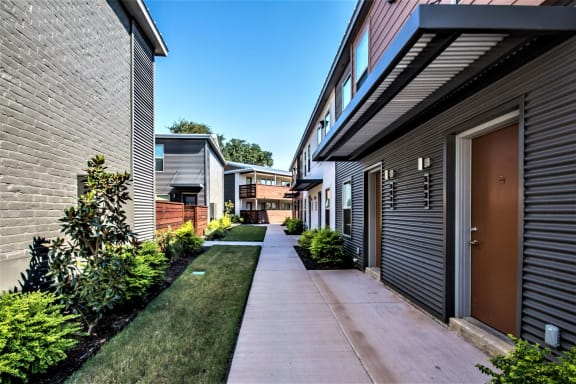 Modern exterior building design with balconies at Reserve on Abrams Dallas