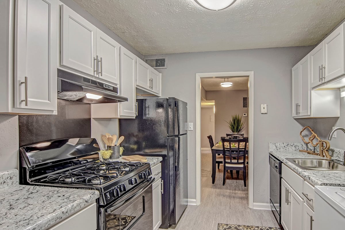 The Flats @ 1885 Apartments model kitchen - Lake City, GA