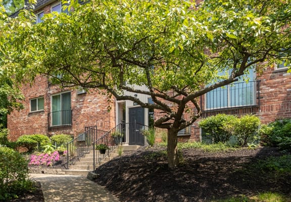 Romaine Court Apartments in Cincinnati OH