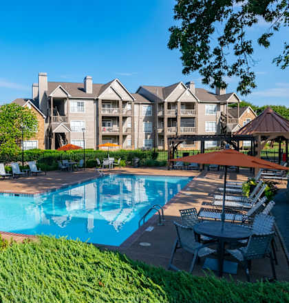 Sparkling Swimming Pool at Appling Lakes in Cordova, TN