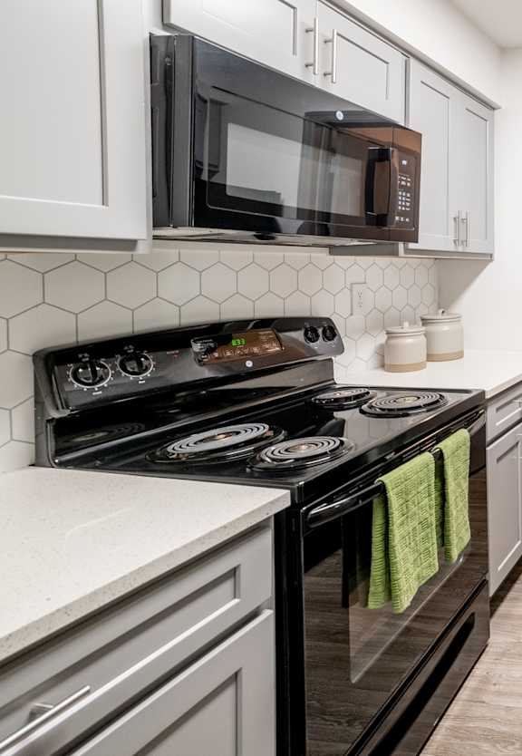 Kitchen with Stove Top Oven at 1900 Rosemont in Roswell, GA