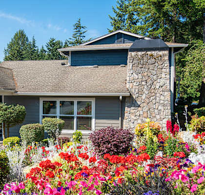Pembrooke apartments leasing office building in Kent, WA