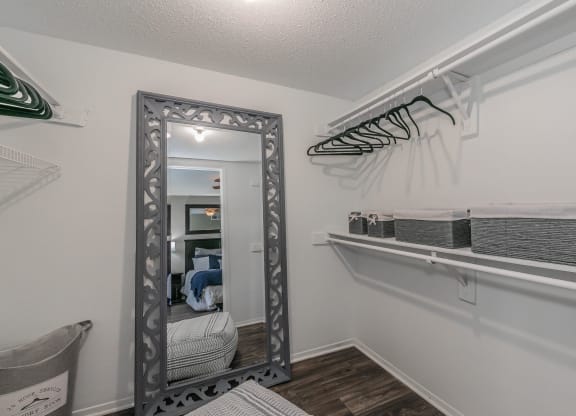 Walk in closet