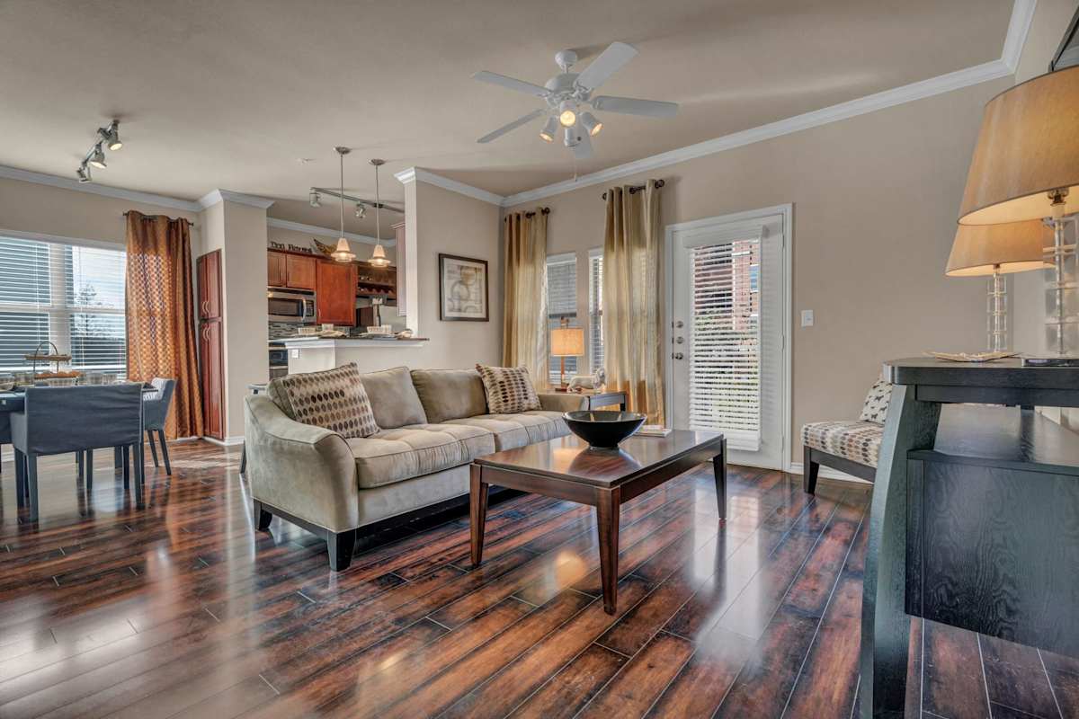 Bel Air On Maple apartment photo