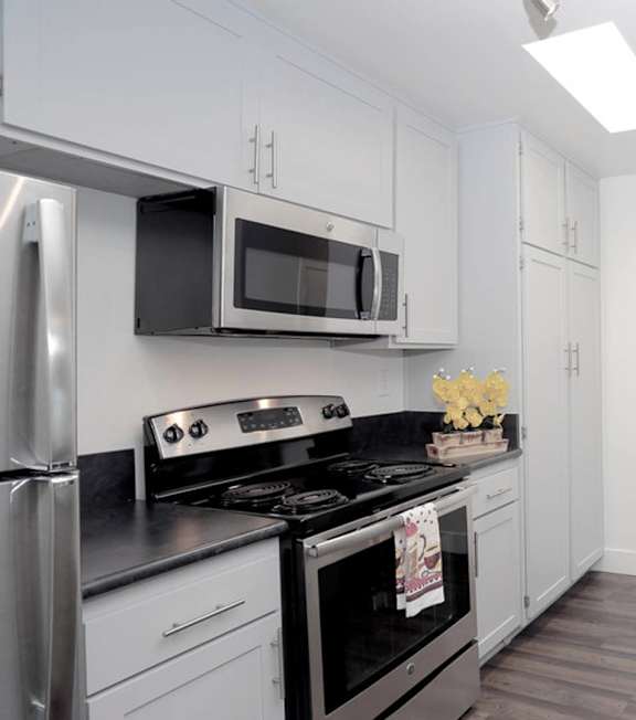 kitchen area at Waverly, Los Angeles