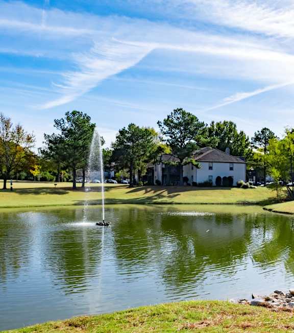 Lake at The Addison at Collierville Apartments, Tennessee