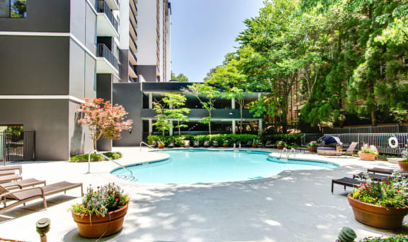 2460 Peachtree Apts
