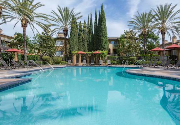 pool and jacuzzi at St. Moritz Apartments,Aliso Viejo, California