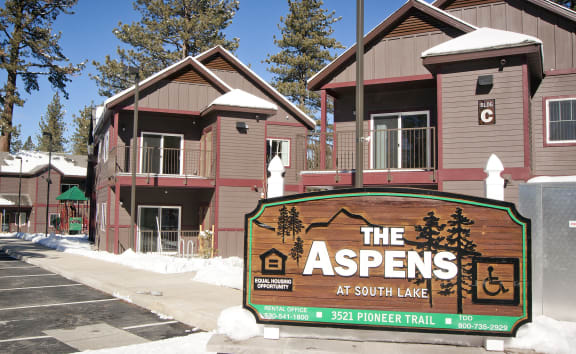 Aspens at South Lake exterior