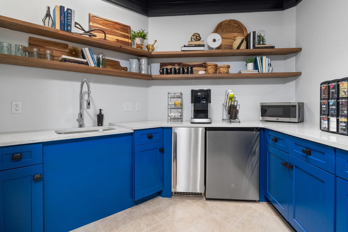 Apartments for Rent in Oberlin Raleigh Oberlin Court