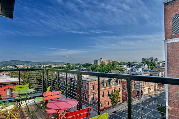 Enjoy Your Evenings At Rooftop Deck at Walnut Street Commons, Allentown, PA