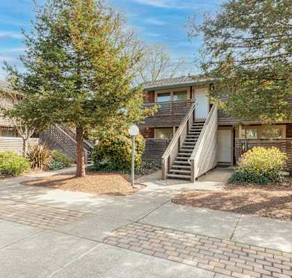 Exterior at Meadowrock Apartments, Santa Rosa, 95403