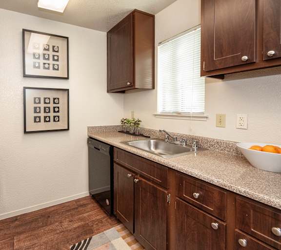Gourmet Kitchen at Pepperwood Apartments, Roseville, CA, 95661