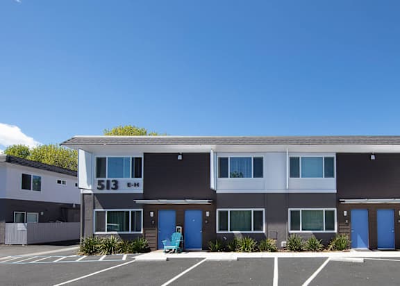 our apartments offer a parking lot at MEADOWS HOLLY, VACAVILLE, 95688