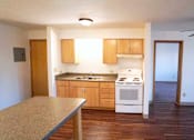 Thumbnail 21 of 45 - Rolling Hills apartments  3 bedroom, St. Paul, Minnesota