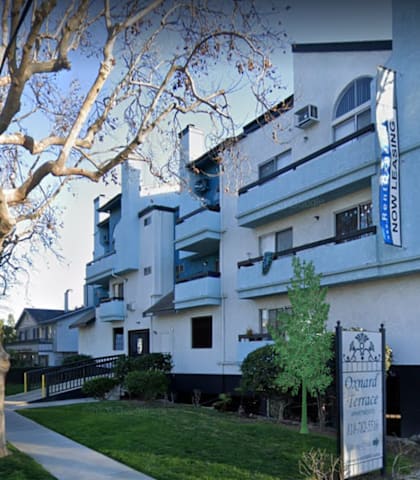 the building in which the hotel is located