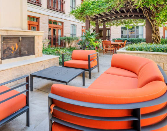 Lofts at Lakeview Apartments outdoor fireplace area