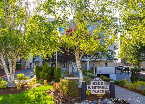 Property Signage at West Mall Place Apartment Homes, Everett, WA, 98208